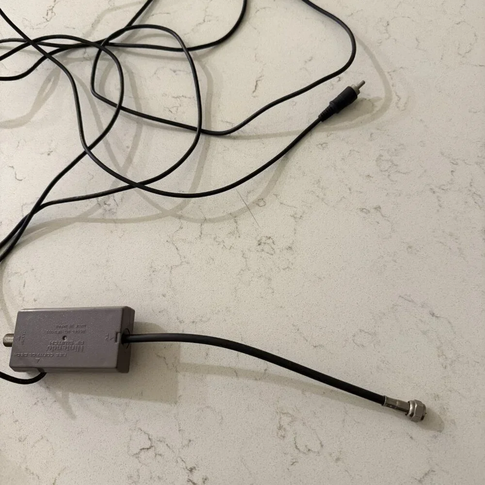 OEM Nintendo NES RF AV Cable Adapter‎ Switch SNES NES-003 Official Authentic
